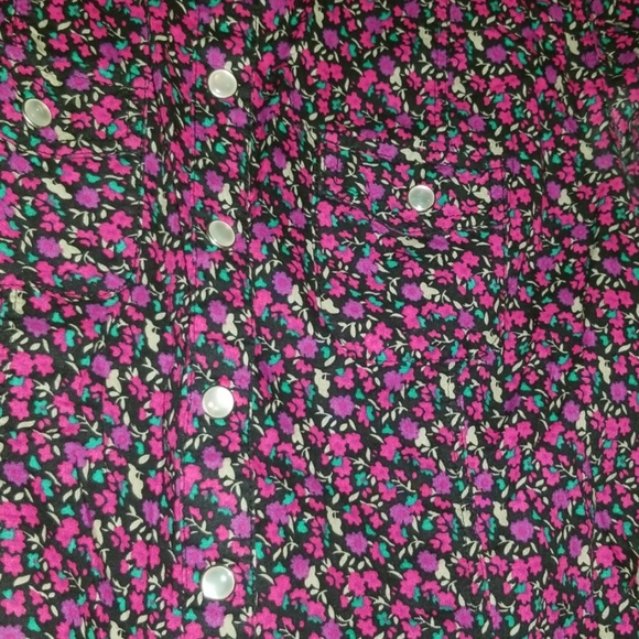 Floral button down - Picture 2 of 3